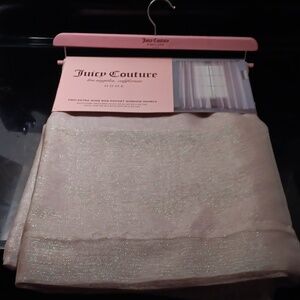 NWT 2  Extra Wide Rod Pocket Window Panels